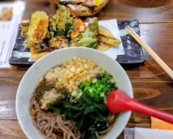 奄美大島〆の一杯赤ウルメの天ぷらそば